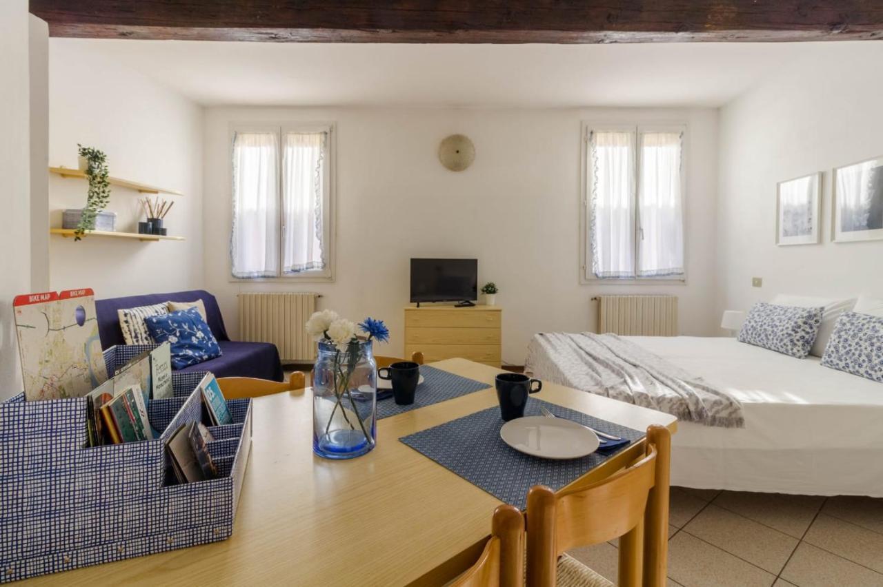 Al Pipai Apartment Ferrara Luaran gambar